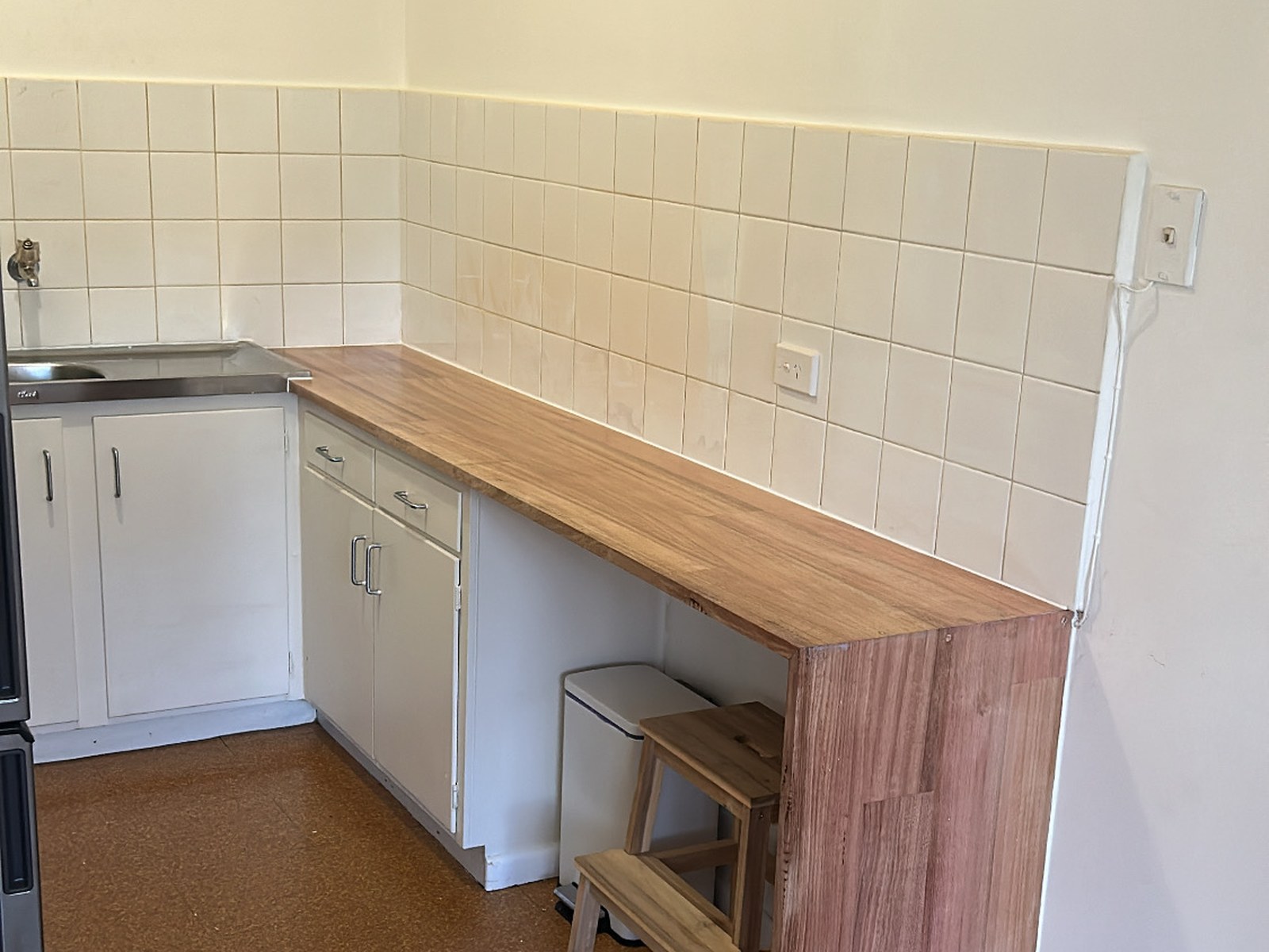 Kitchen benchtop install — after